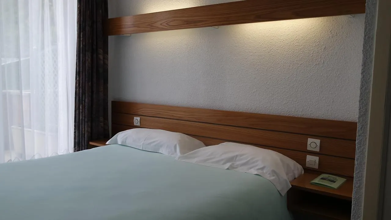 Hotel Le Tulipier Cransac 2*,